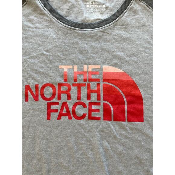 The North Face Womens XS Gray Red Logo Tee Half Dome Casual/Outdoors - Picture 3 of 7